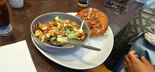 Photo of Shake & Grill - 75 Elm Grove, Southsea, Portsmouth, Southsea PO5 1JF